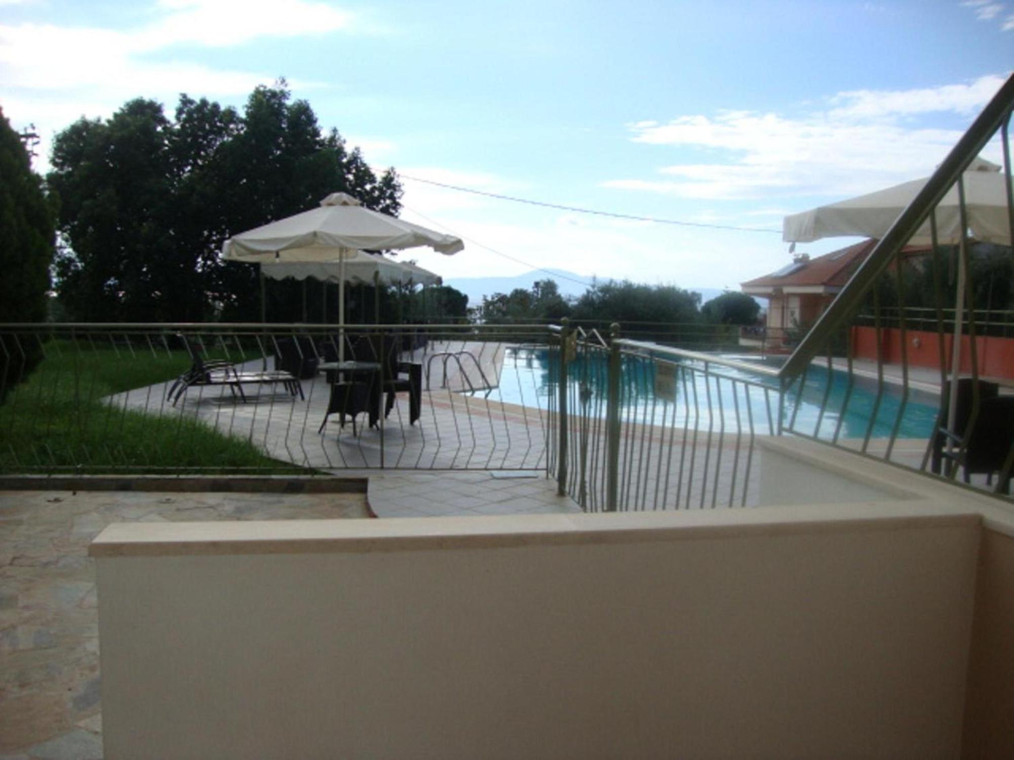 Hotel Fotini Kalamata Habitación foto