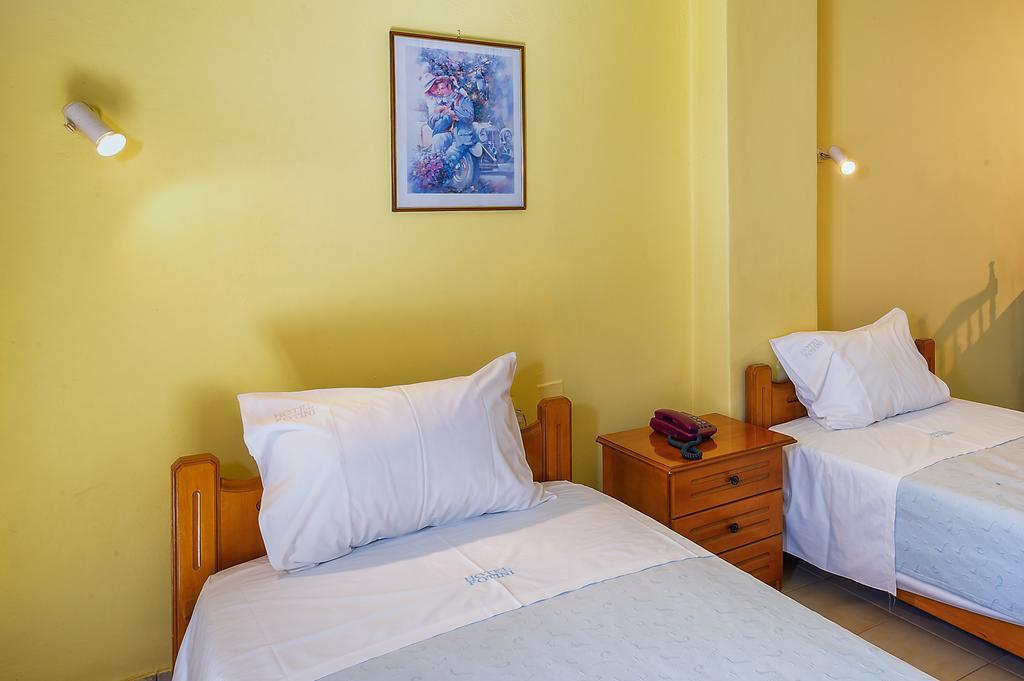 Hotel Fotini Kalamata Habitación foto